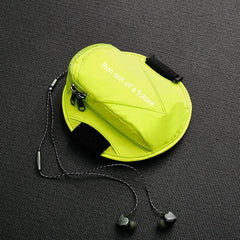 Armband Outdoor Waterproof Fitness Running Sports Wrist Bag Arm Phone Holder with Headphone Jack Mobile Bag