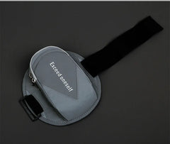 Armband Outdoor Waterproof Fitness Running Sports Wrist Bag Arm Phone Holder with Headphone Jack Mobile Bag