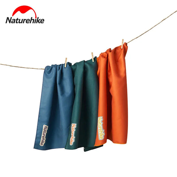 Naturehike Quick Dry Towel Lightweight Outdoor Microfiber Sports Gym Towel with Storage Bag Swimming Camping Beach Gym Towels